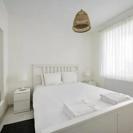 Апартаменты Private Modern 2br1bath Bebek Gem! #80